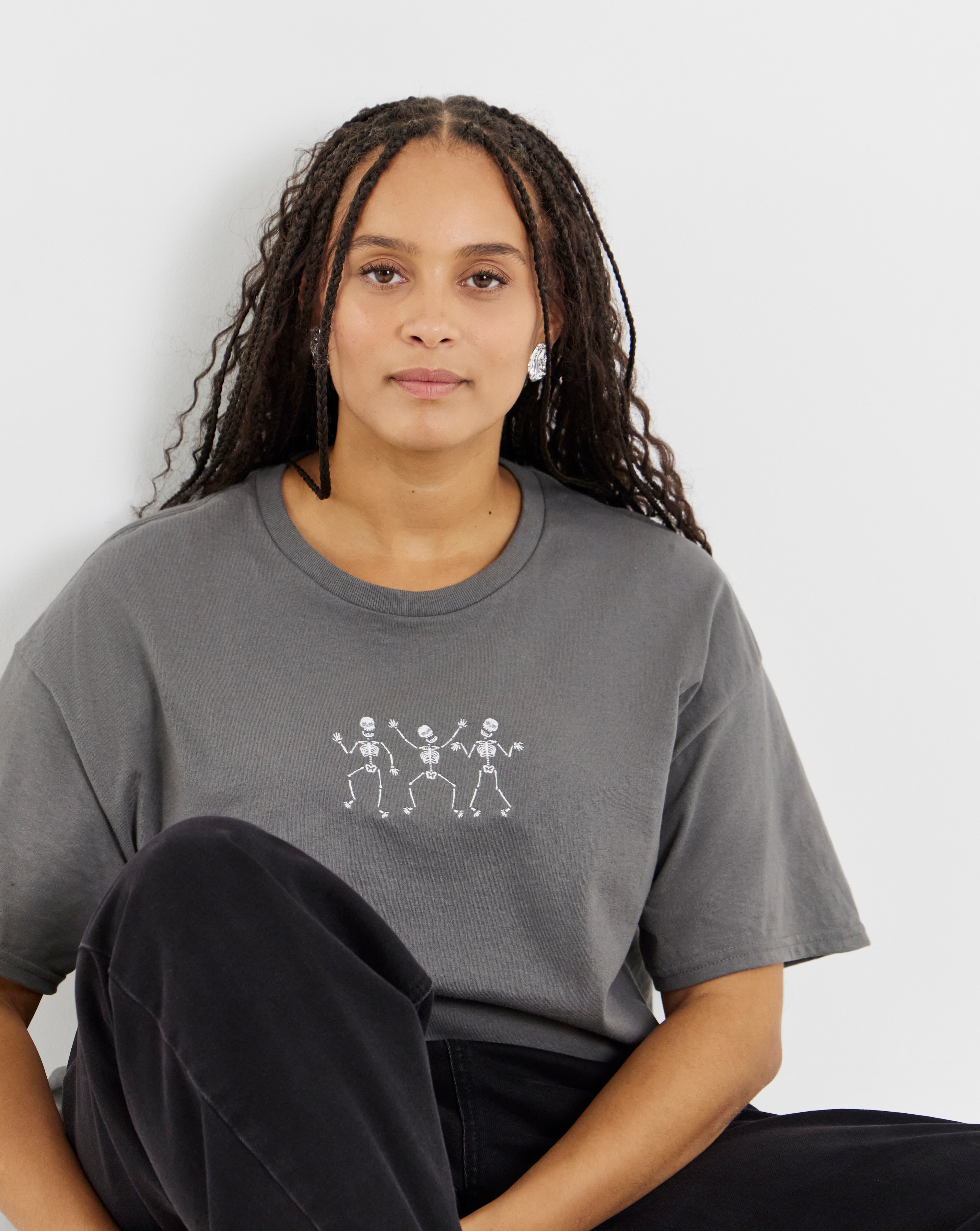 Skeleton Embroidery T-Shirt