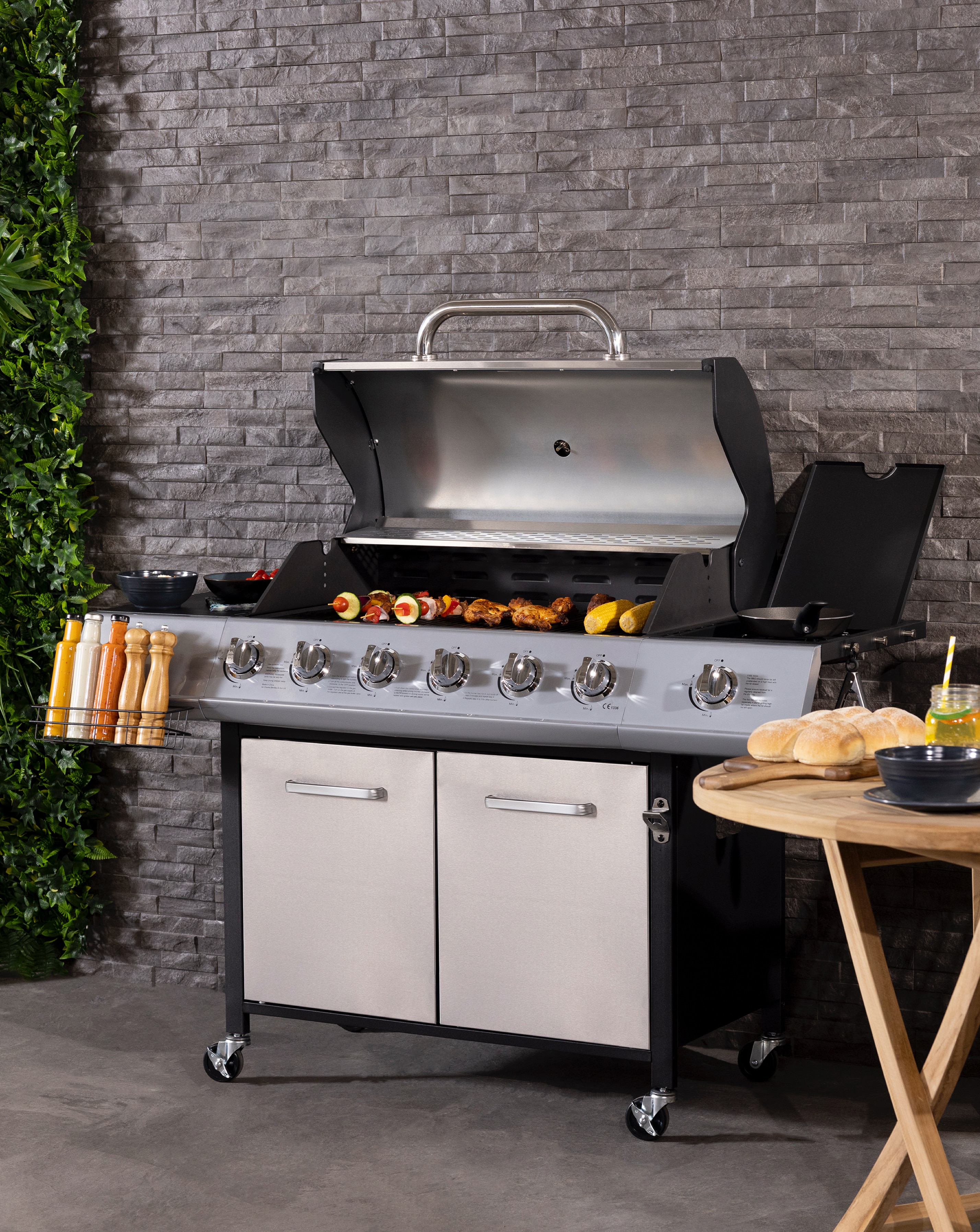Charles Bentley 6 Burner Gas BBQ Bundle