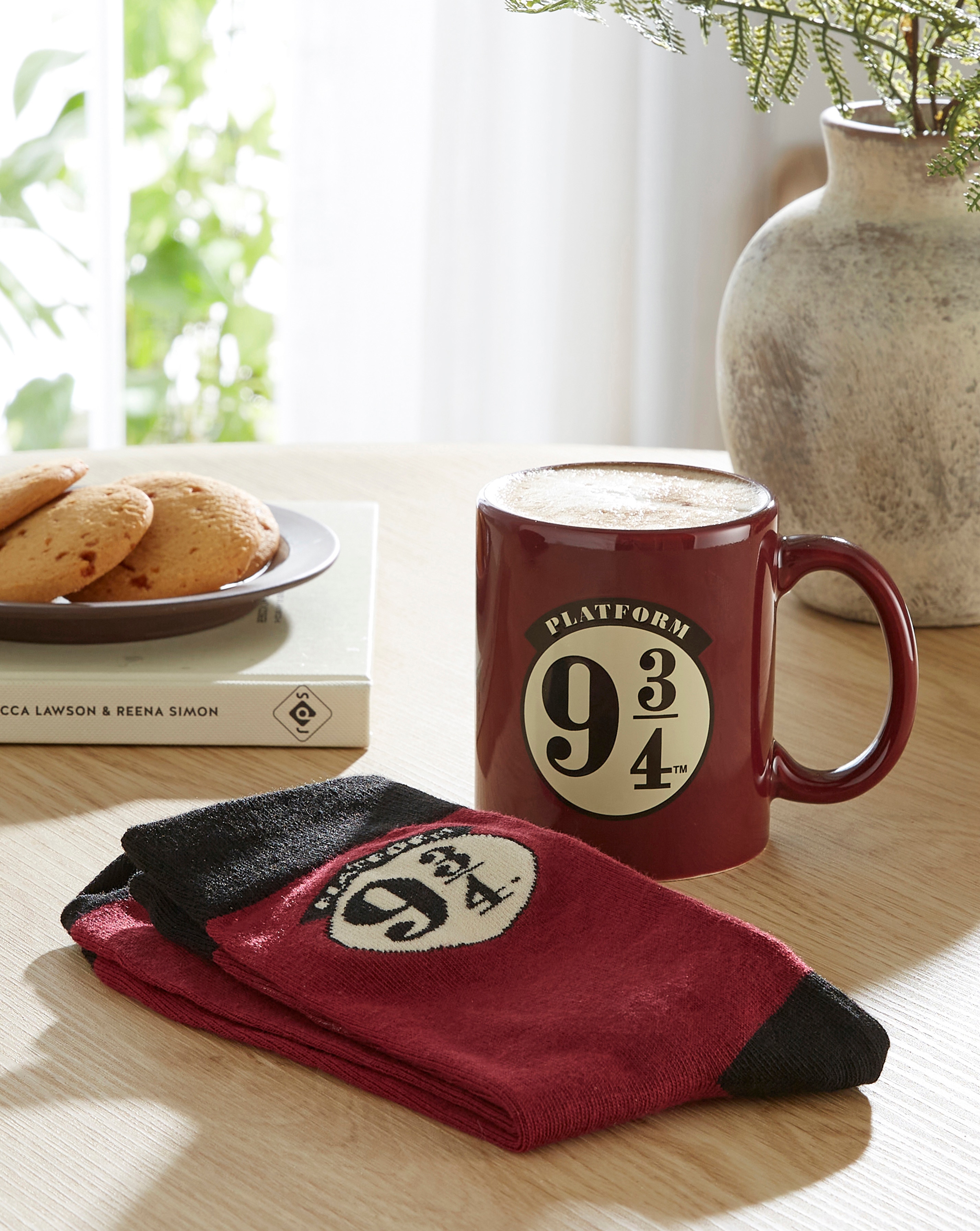 Harry Potter Mug & Sock Set