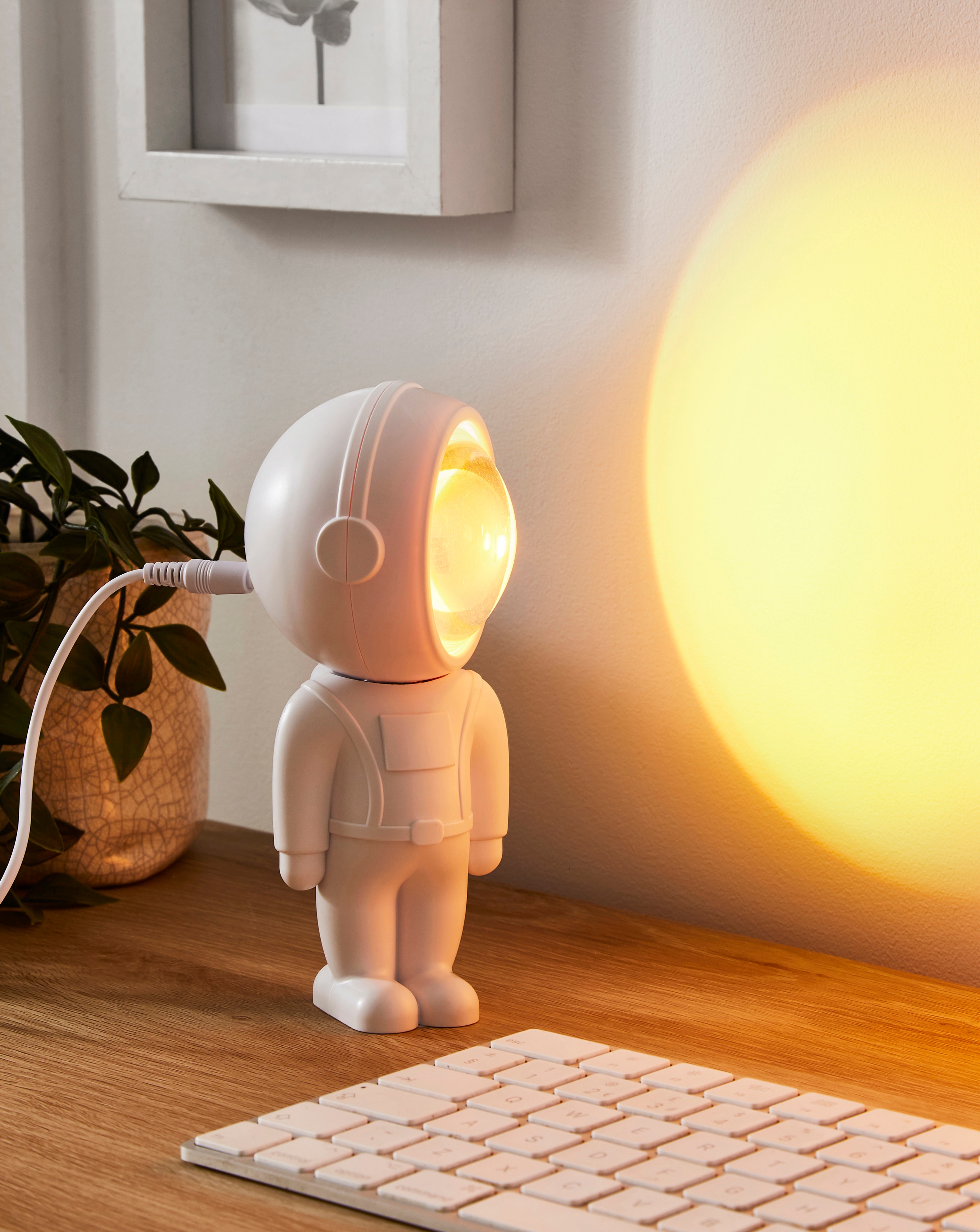 Astronaut Sunset Lamp