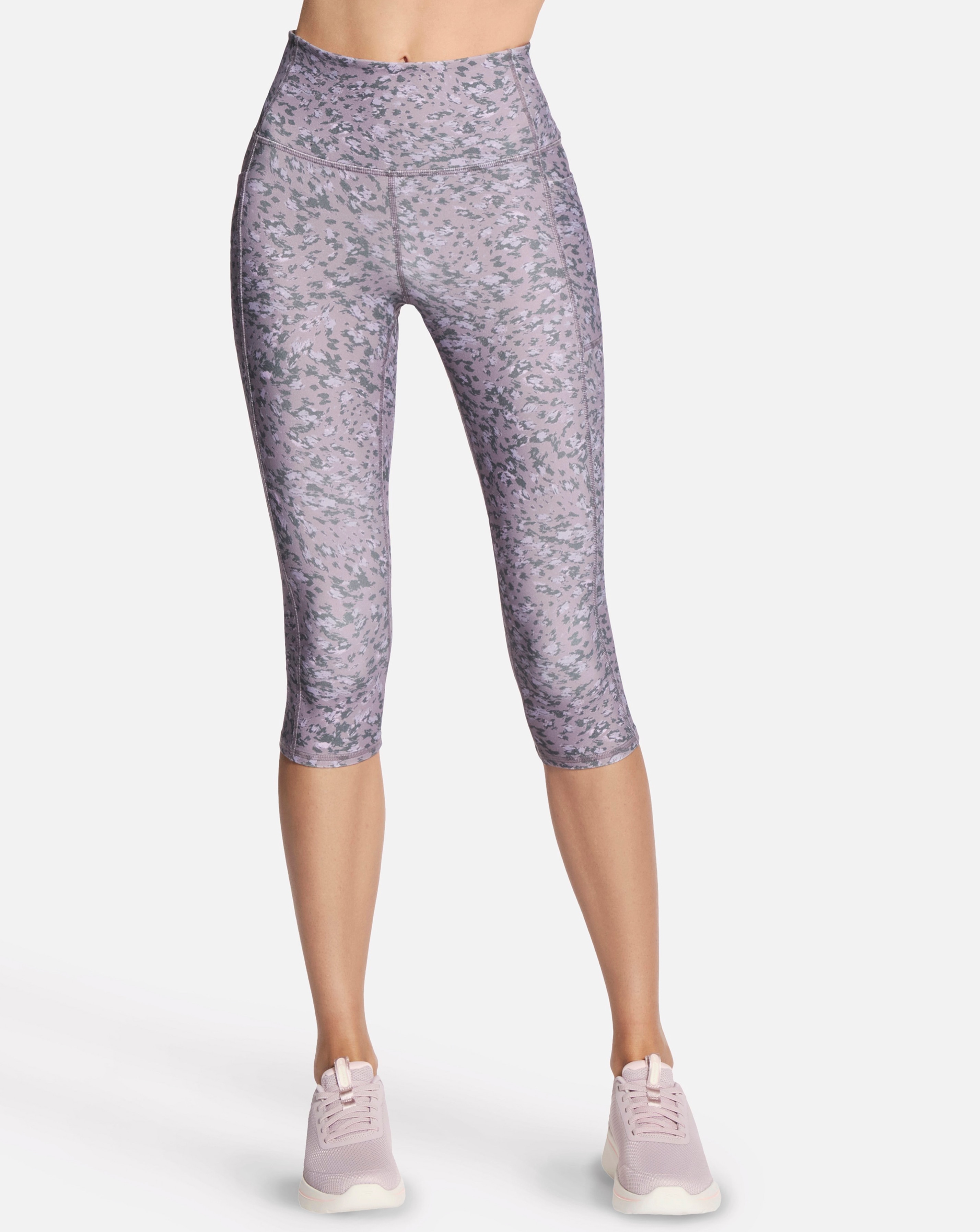 New In - Skechers Go Flex Leopard Print Capri