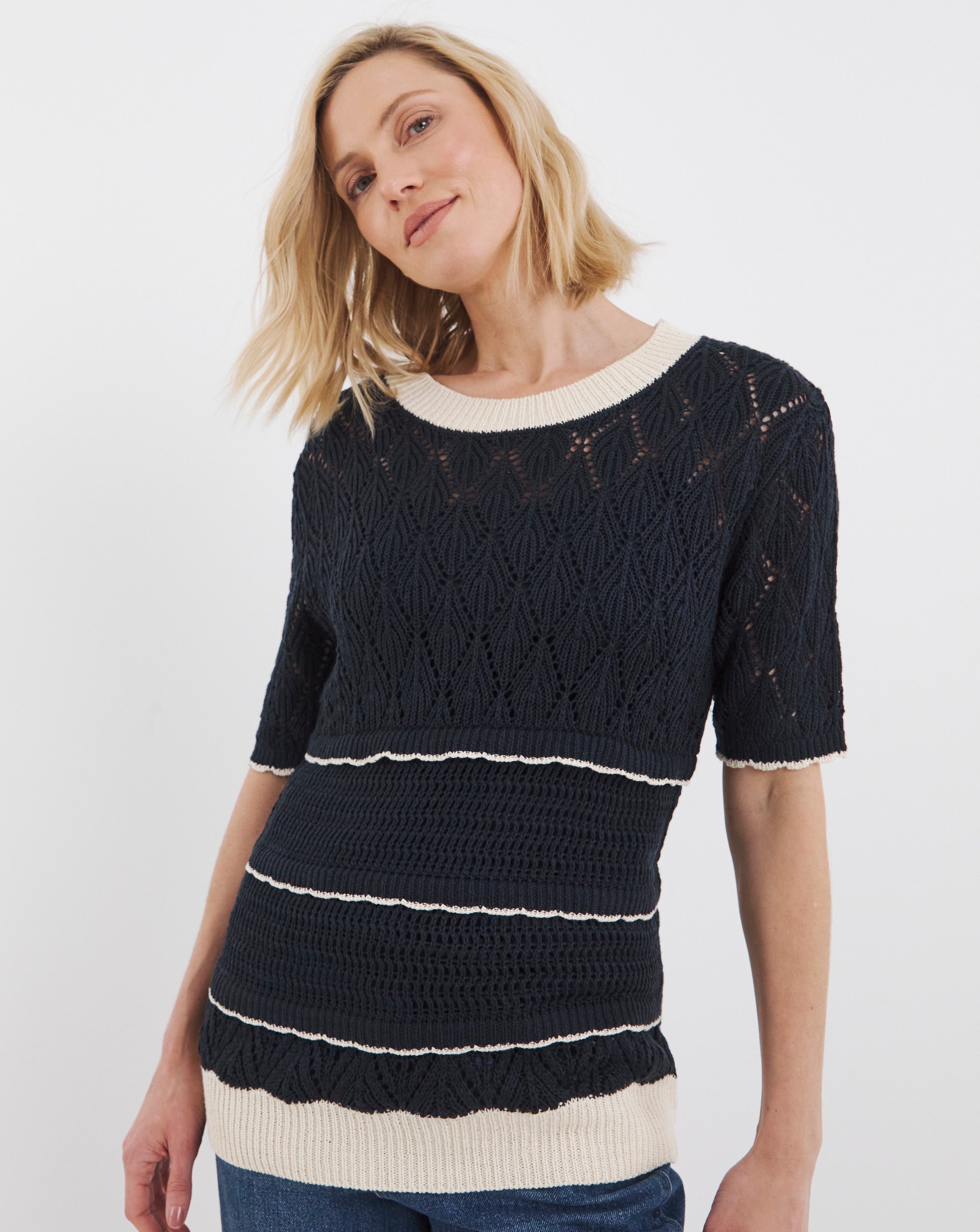 CONTRAST TRIM SHORT SLEEVE JUMPER