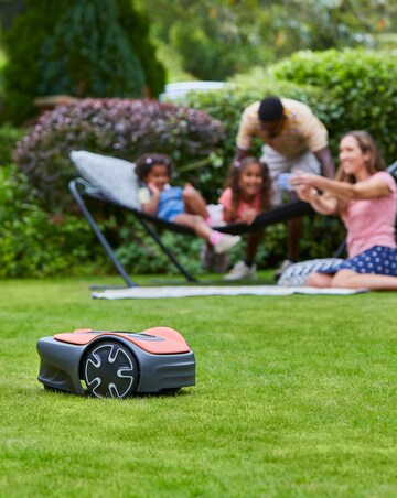 Flymo EasiLife GO 400 Robotic Lawnmower
