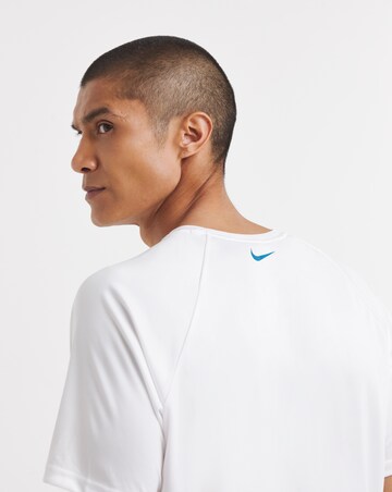 Nike Dip Dye Logo Hydroguard T-Shirt