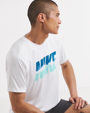 Nike Dip Dye Logo Hydroguard T-Shirt