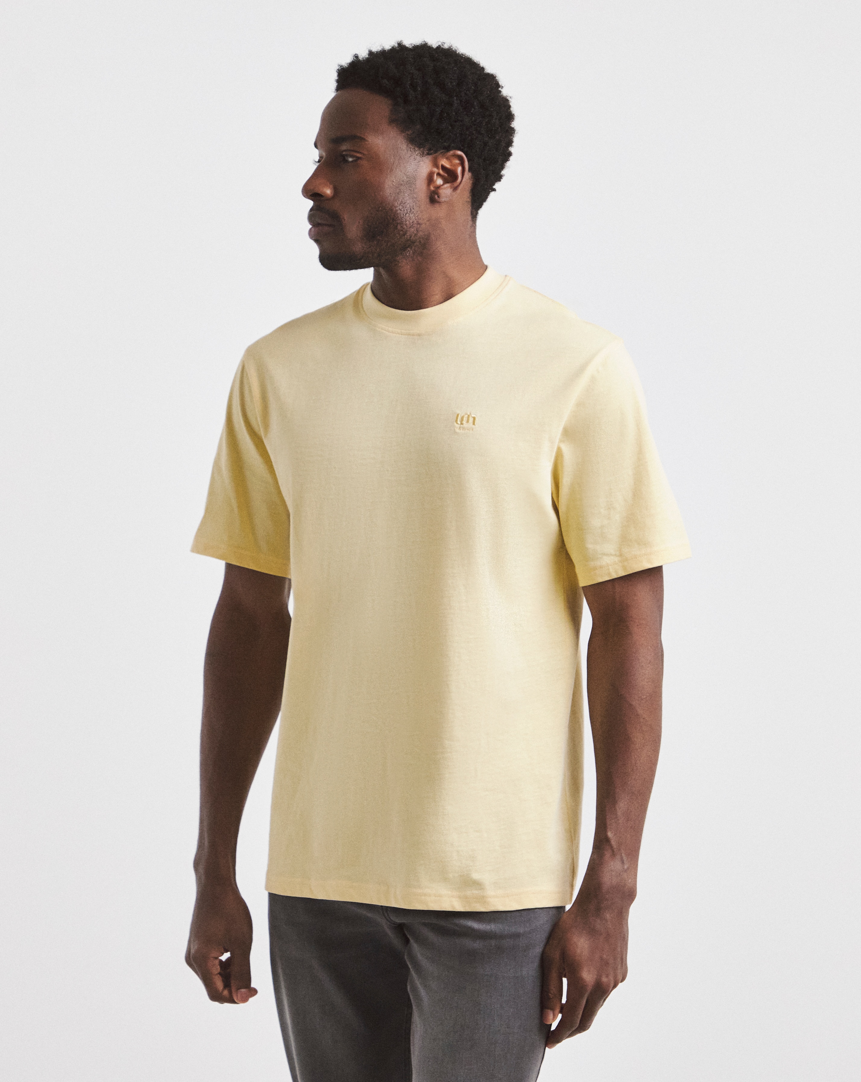 New In - Union Embroid T-Shirt Long-Yellow