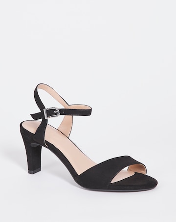 Barely There Sandal EEE Fit