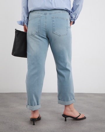 Super Light Wash 24/7 Boyfriend Jeans