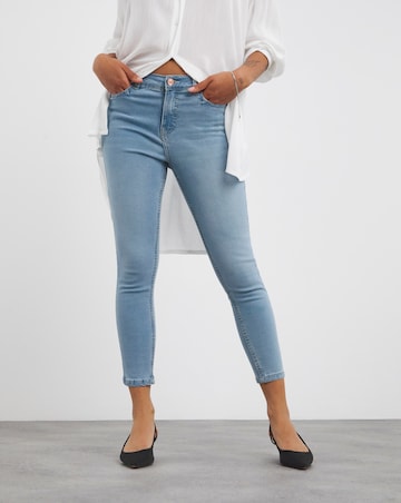 Light Blue 24/7 Skinny 7/8 Crop