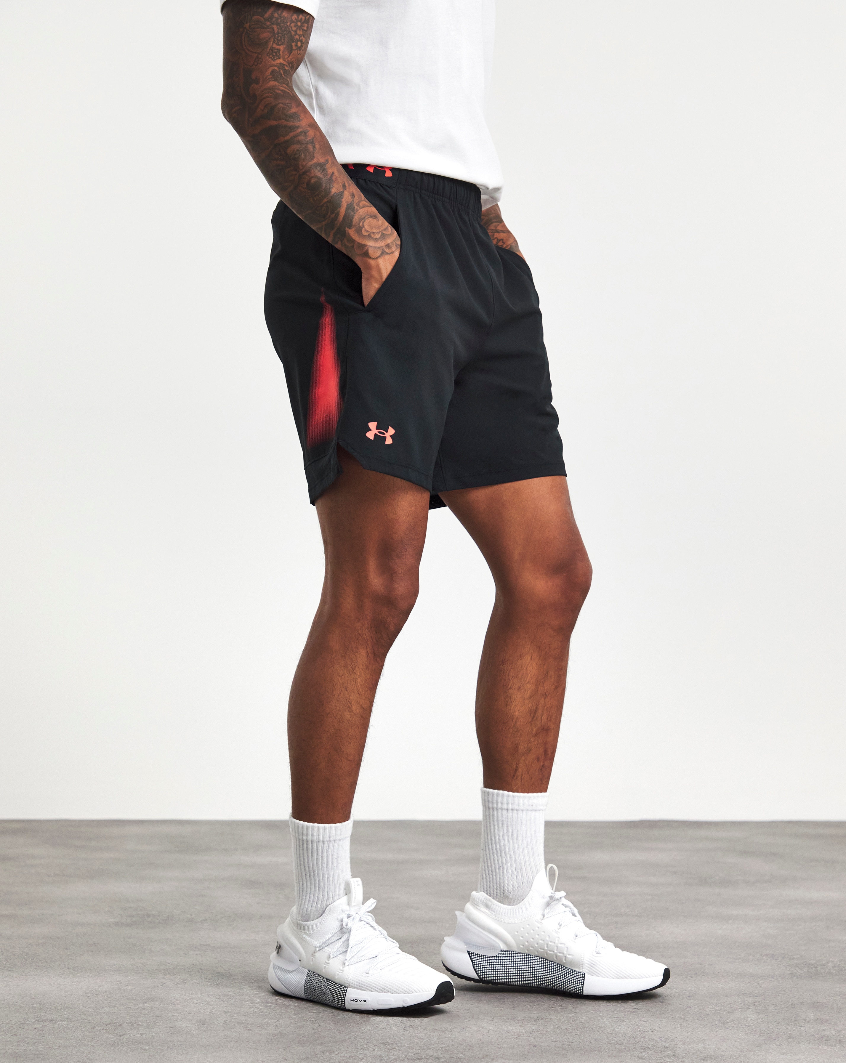 Under Armour Vanish Woven 6 Shorts"
