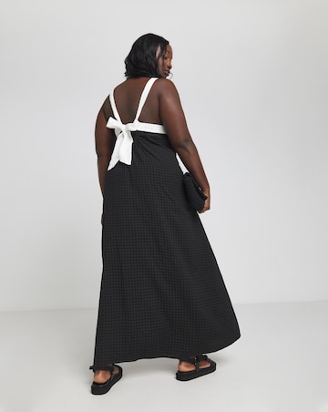Mono Trapeze Maxi Dress