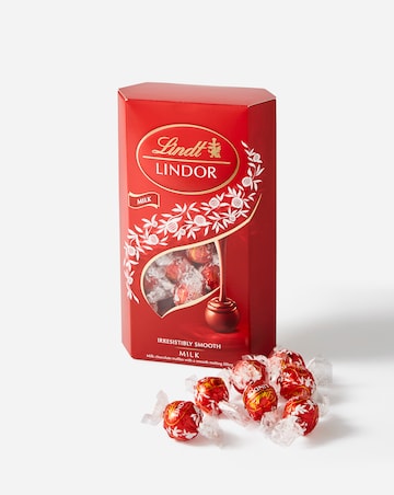 Lindt Lindor Milk Chocolate Truffles - Large Share Box 600g