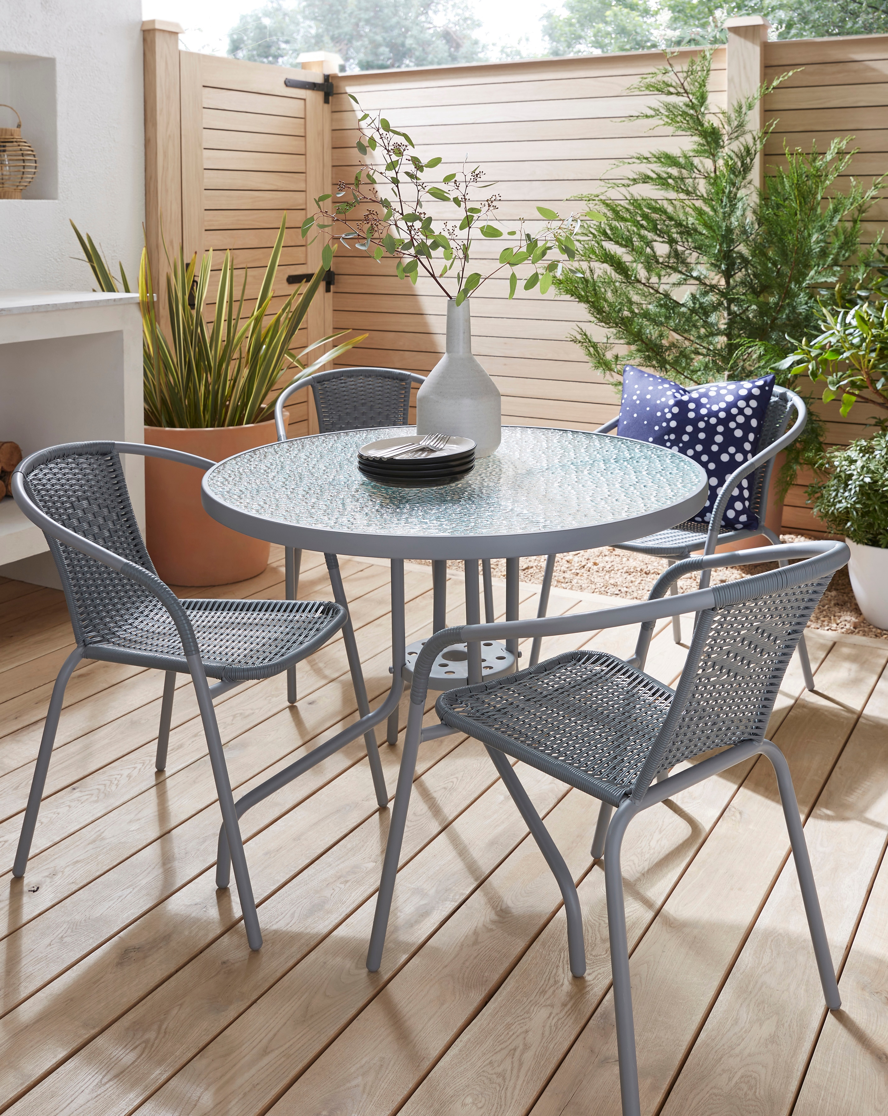 New In - Rattan 4 Seater Dining Set