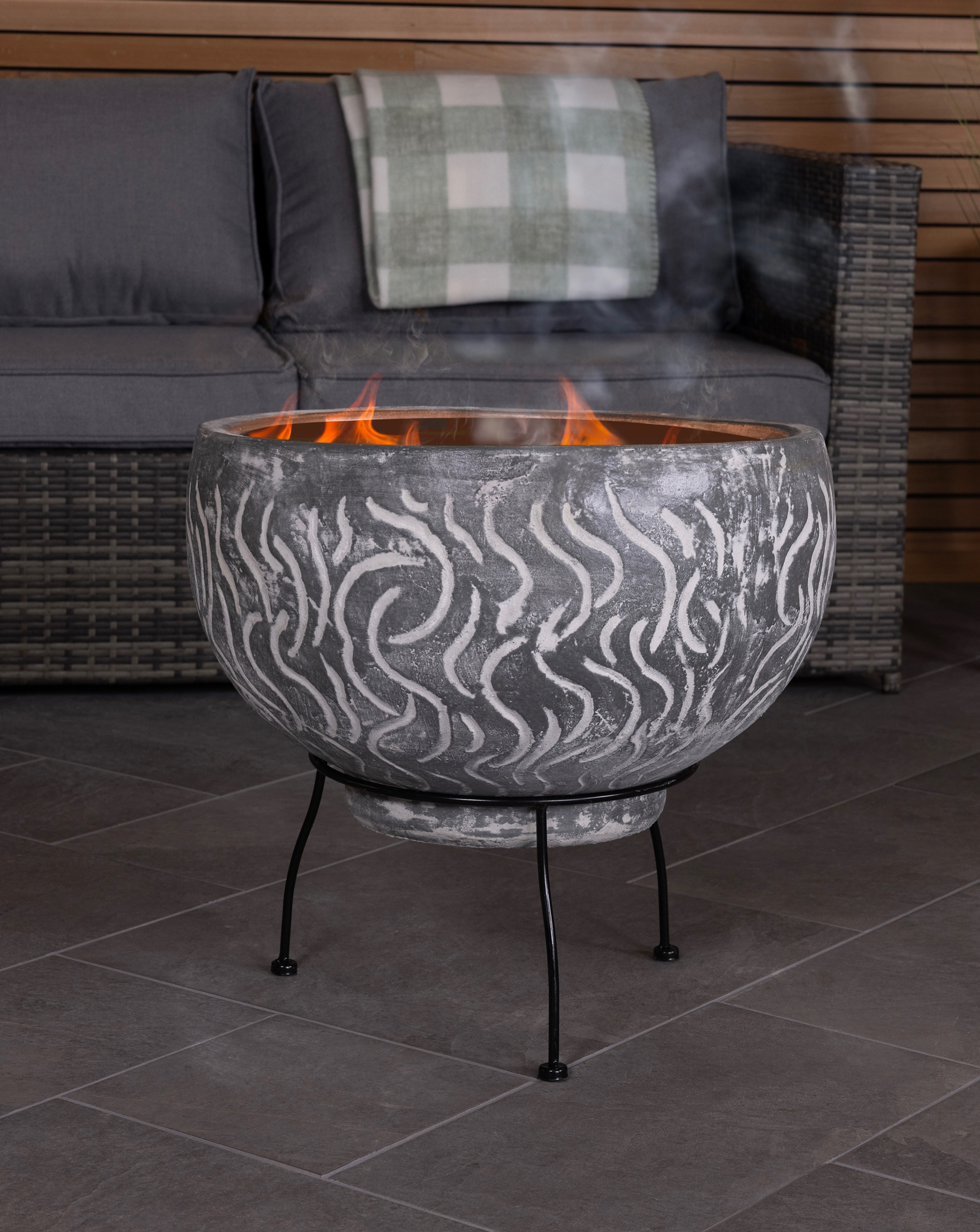 New In - Charles Bentley BBQ Firepit with Grill