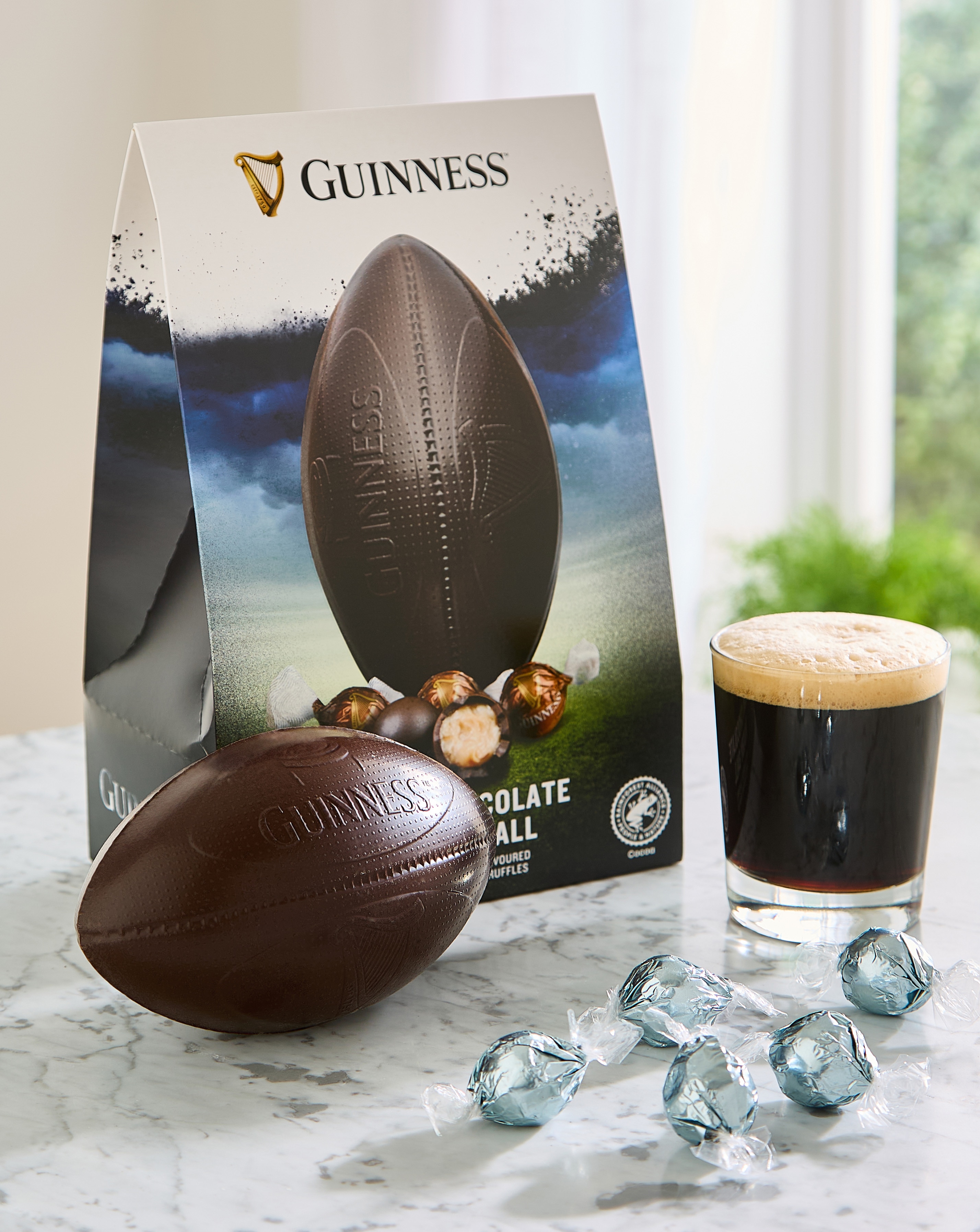 New In - Guinness Dark Chocolate Easter Egg 196g