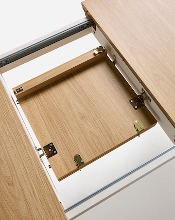 Ashford Extendable Dining Table with 6 Mae Chairs