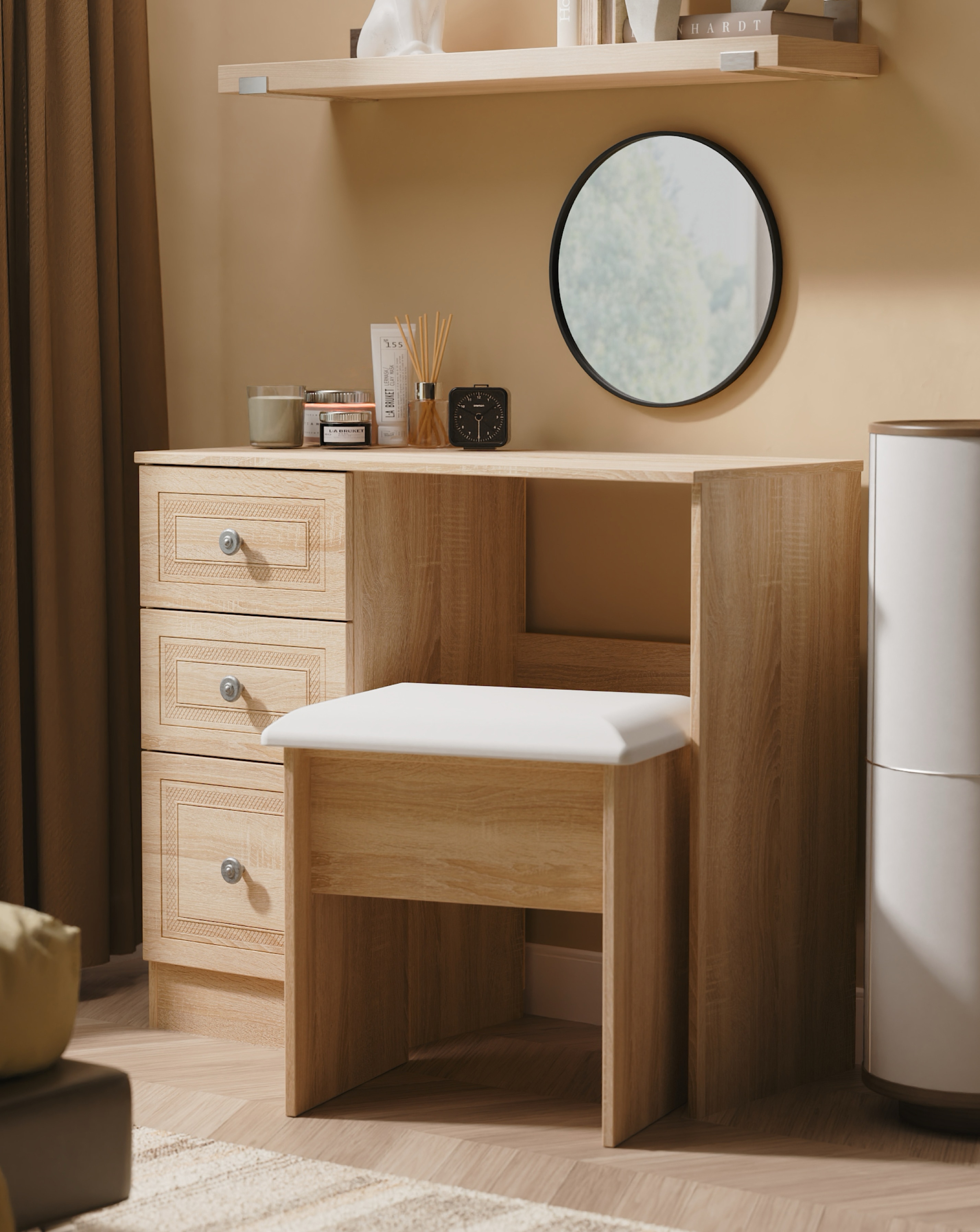 New In - Richmond Vanity & Stool Set