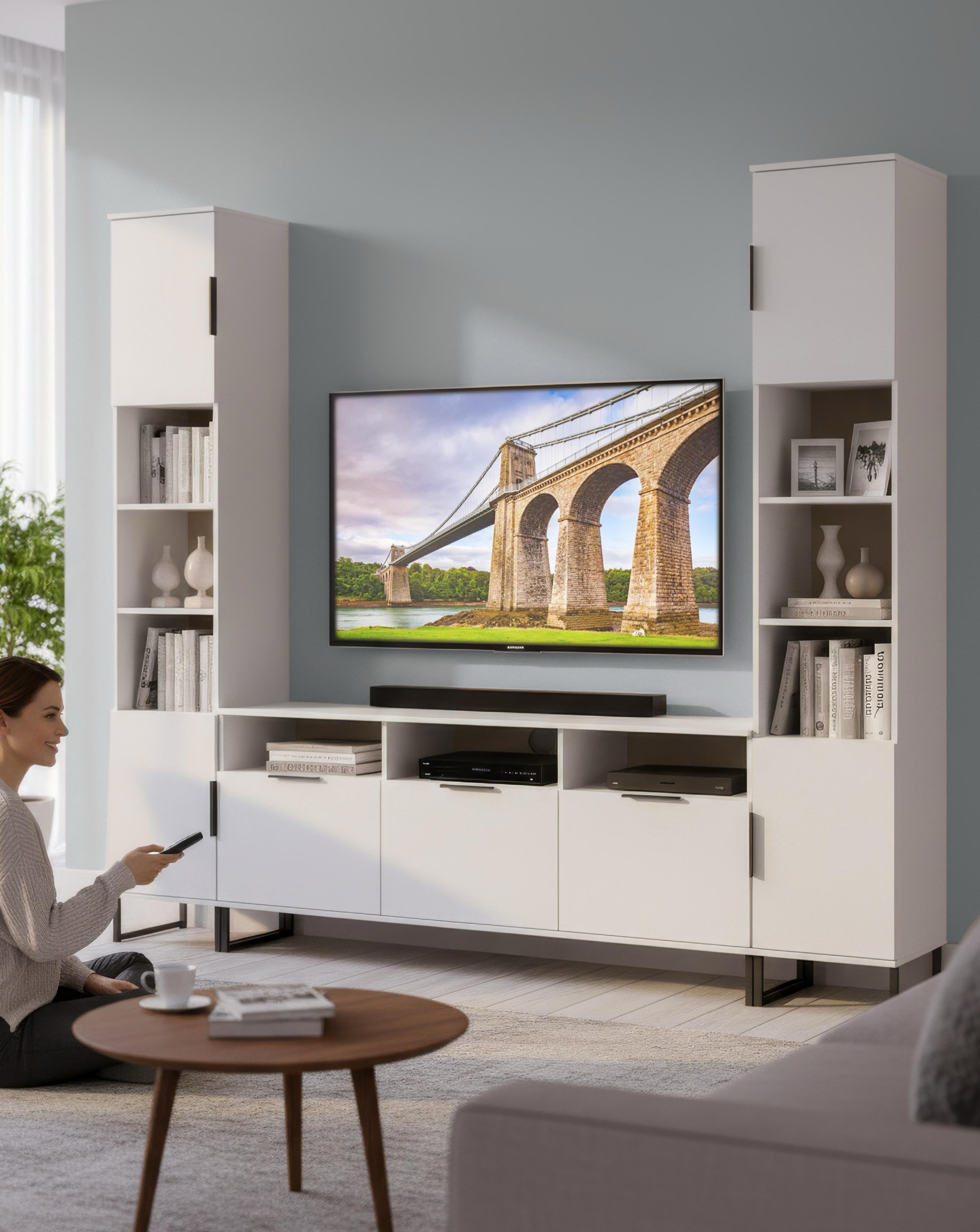 Hayden U-shape Media Unit