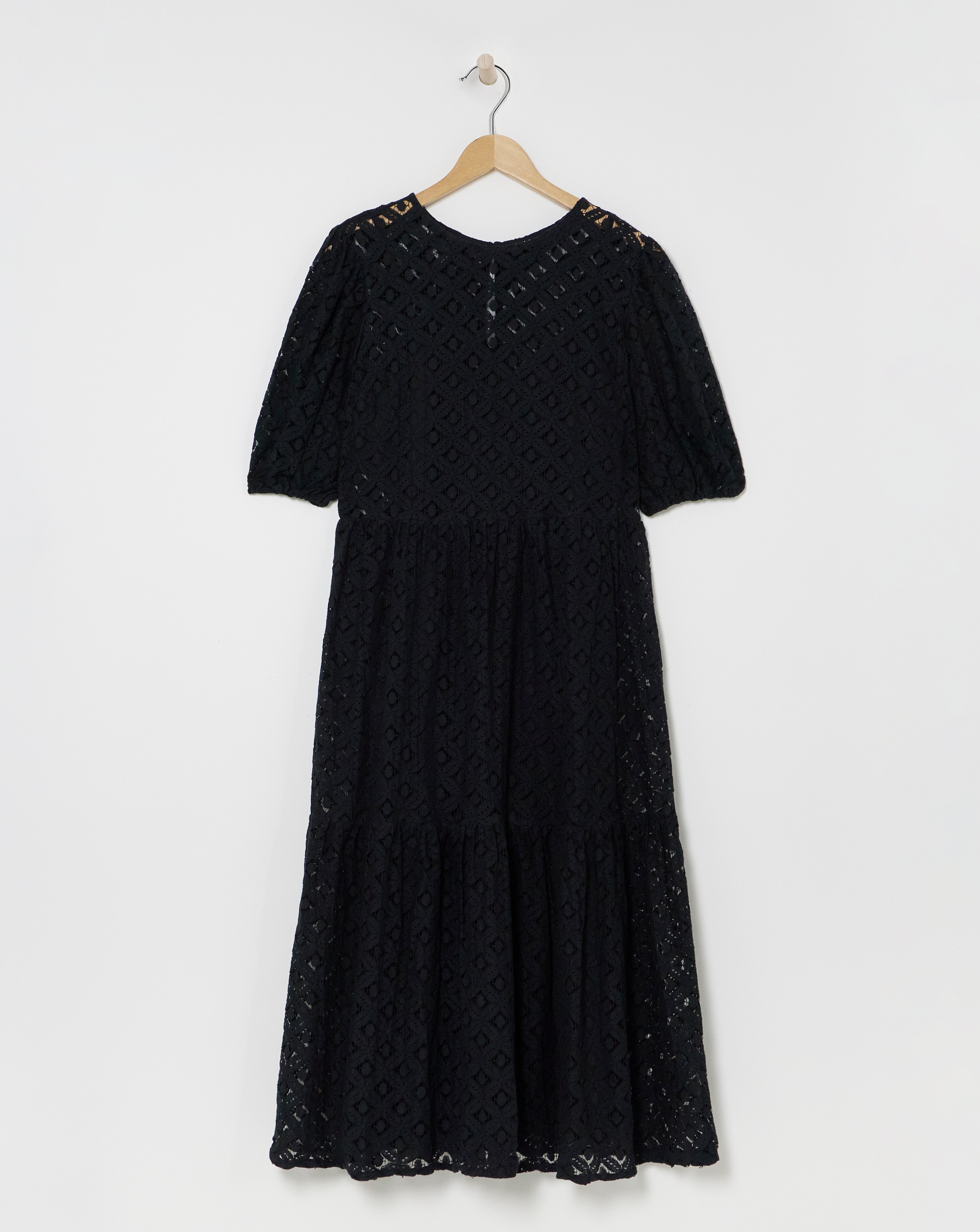 Black Lace Tiered Midaxi Dress