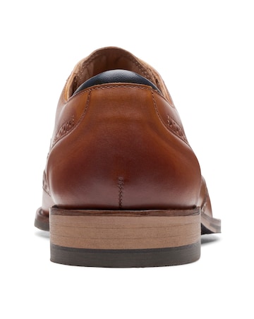 Clarks Craft Arlo Limit Standard Fit Shoes