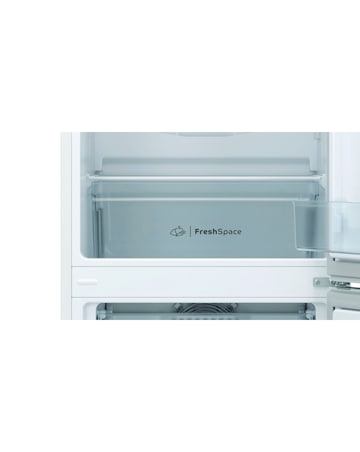 Indesit IB55732WUK 55cm Fridge Freezer White + Install