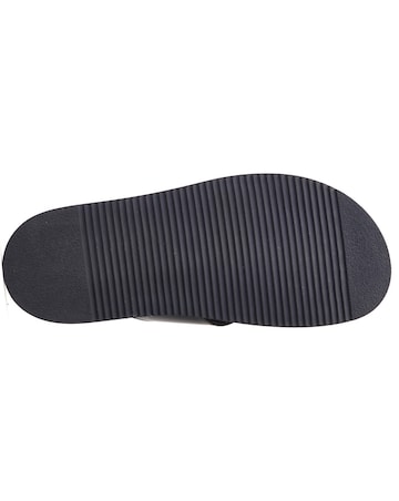 Base London Webb Slider