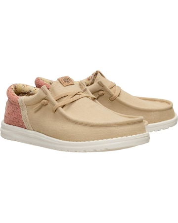 HEYDUDE Wally Funk Summer Stretch