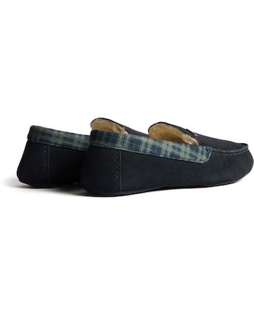Hunter Moccassin Slipper