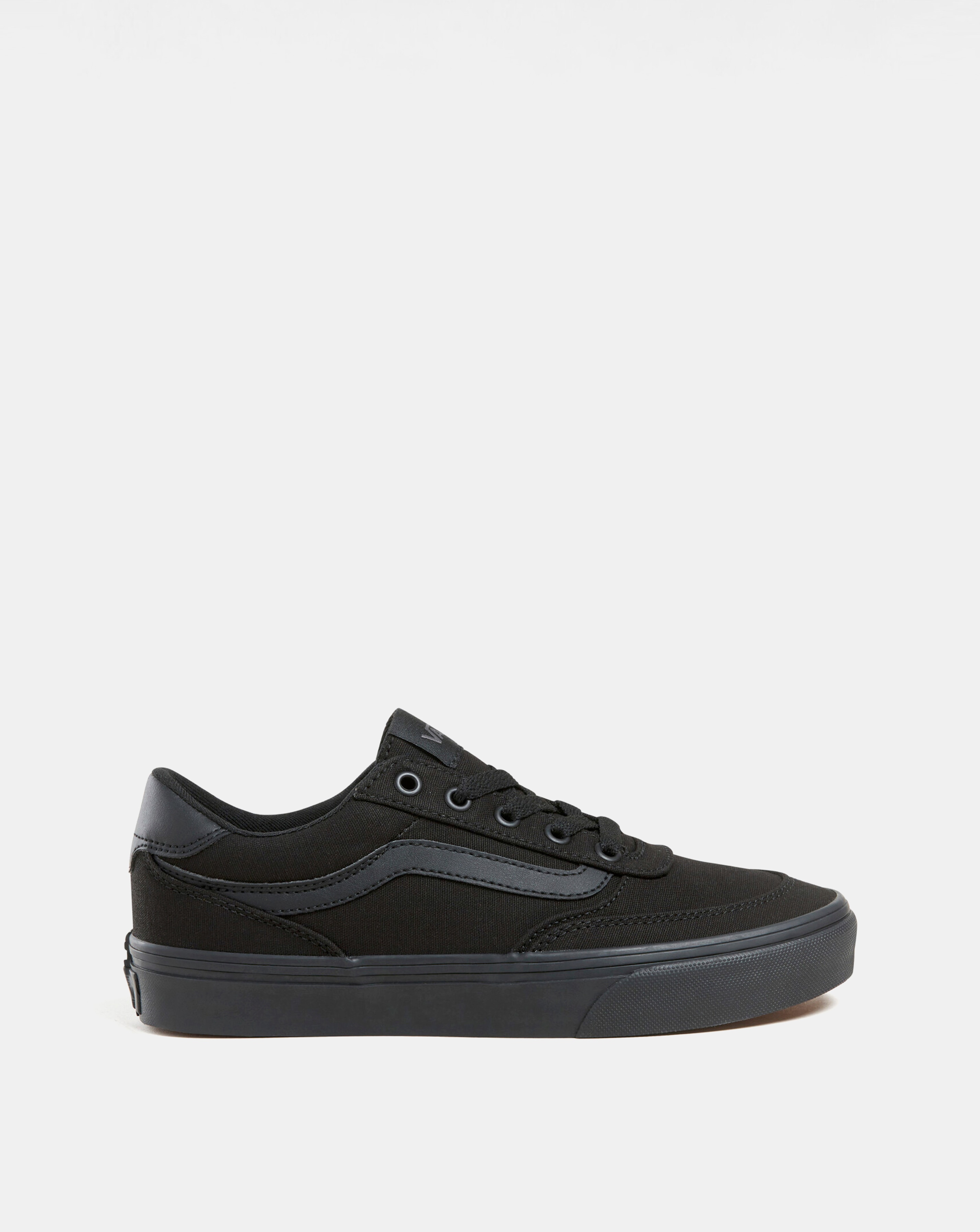 New In - VANS Brooklyn Trainers