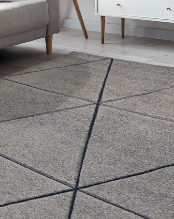 Sara Carved Triangle Rug