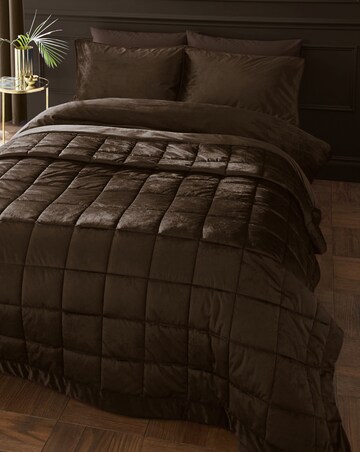 Catherine Lansfield Kingsley Matte Velvet Bedspread