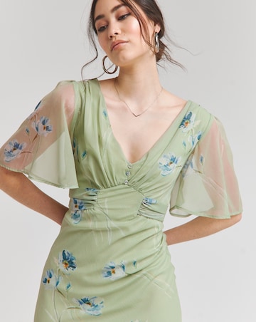 Hope & Ivy Melrose Green Floral Flutter Sleeve Maxi Dress