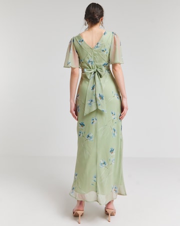 Hope & Ivy Melrose Green Floral Flutter Sleeve Maxi Dress
