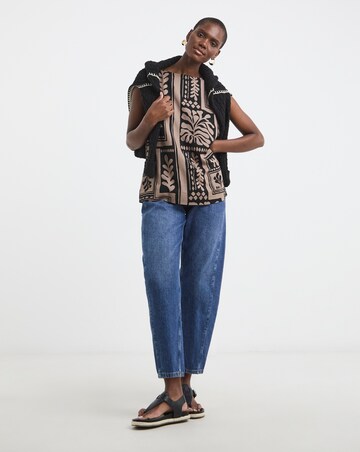 Slash Neck Linen Mix Shell Top