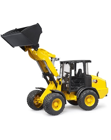 Bruder 1:16 CAT Wheel Loader Toy
