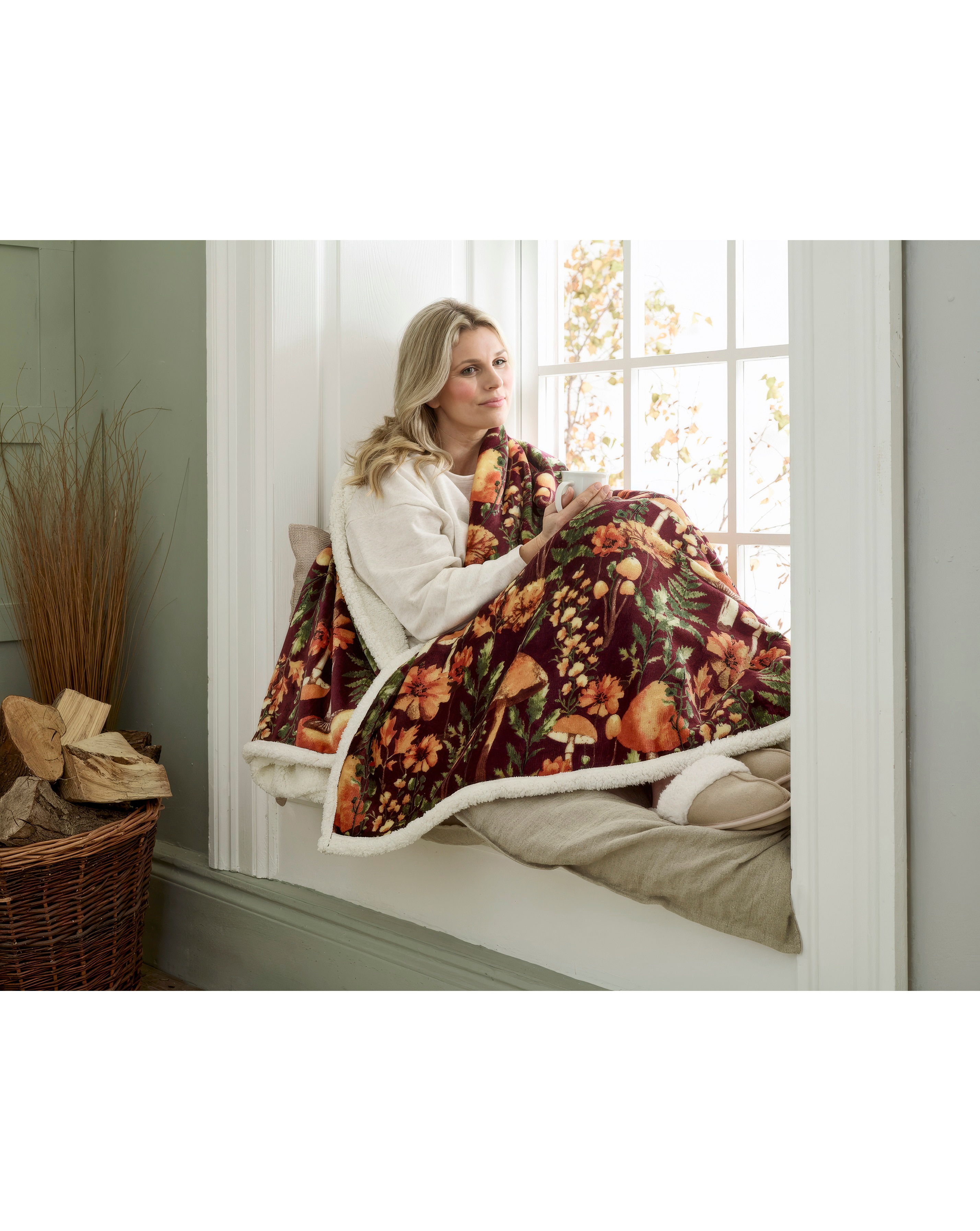 Mushroom Printed Fleece Heated Throw