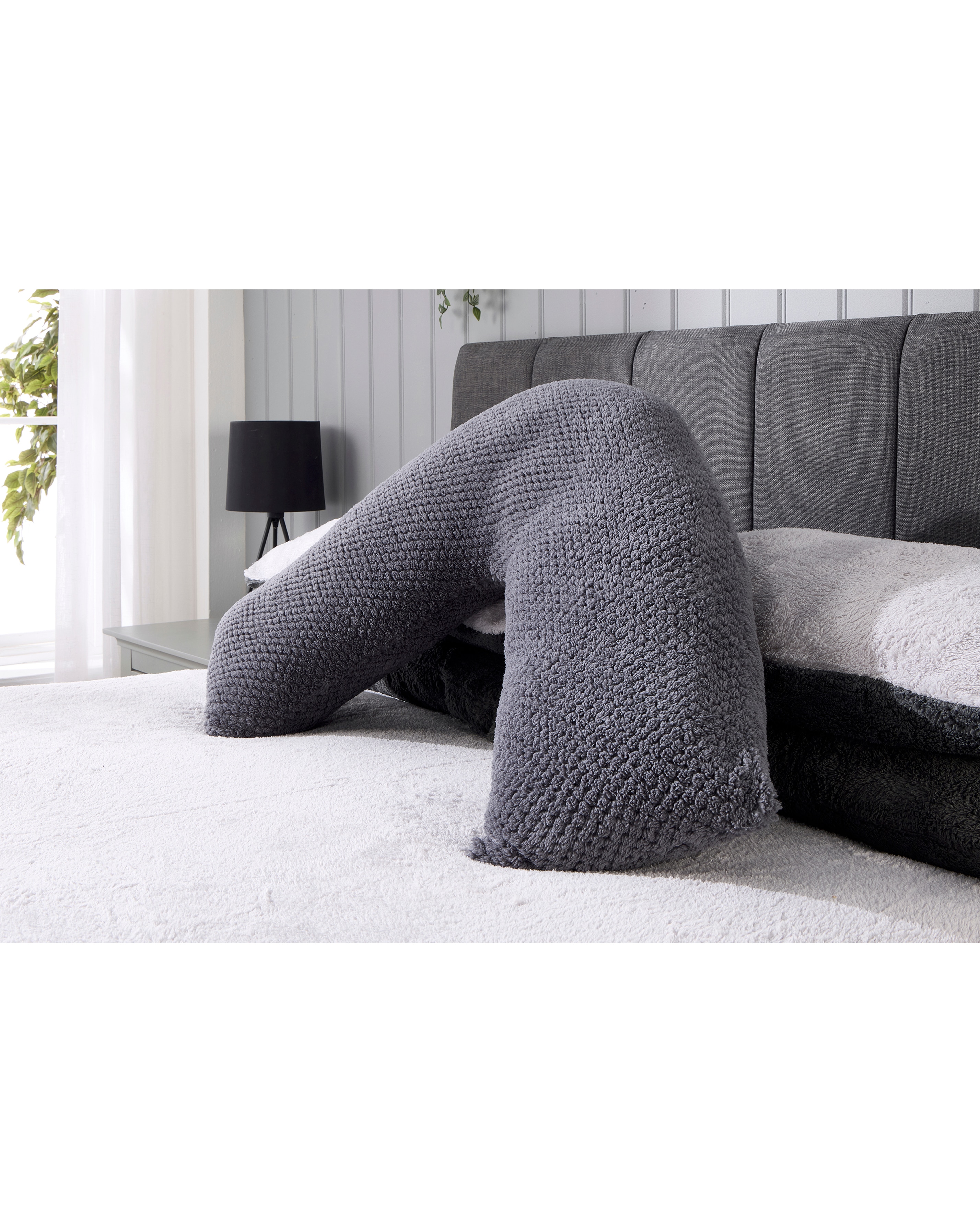 Waffle Fleece V-Shaped Cushion