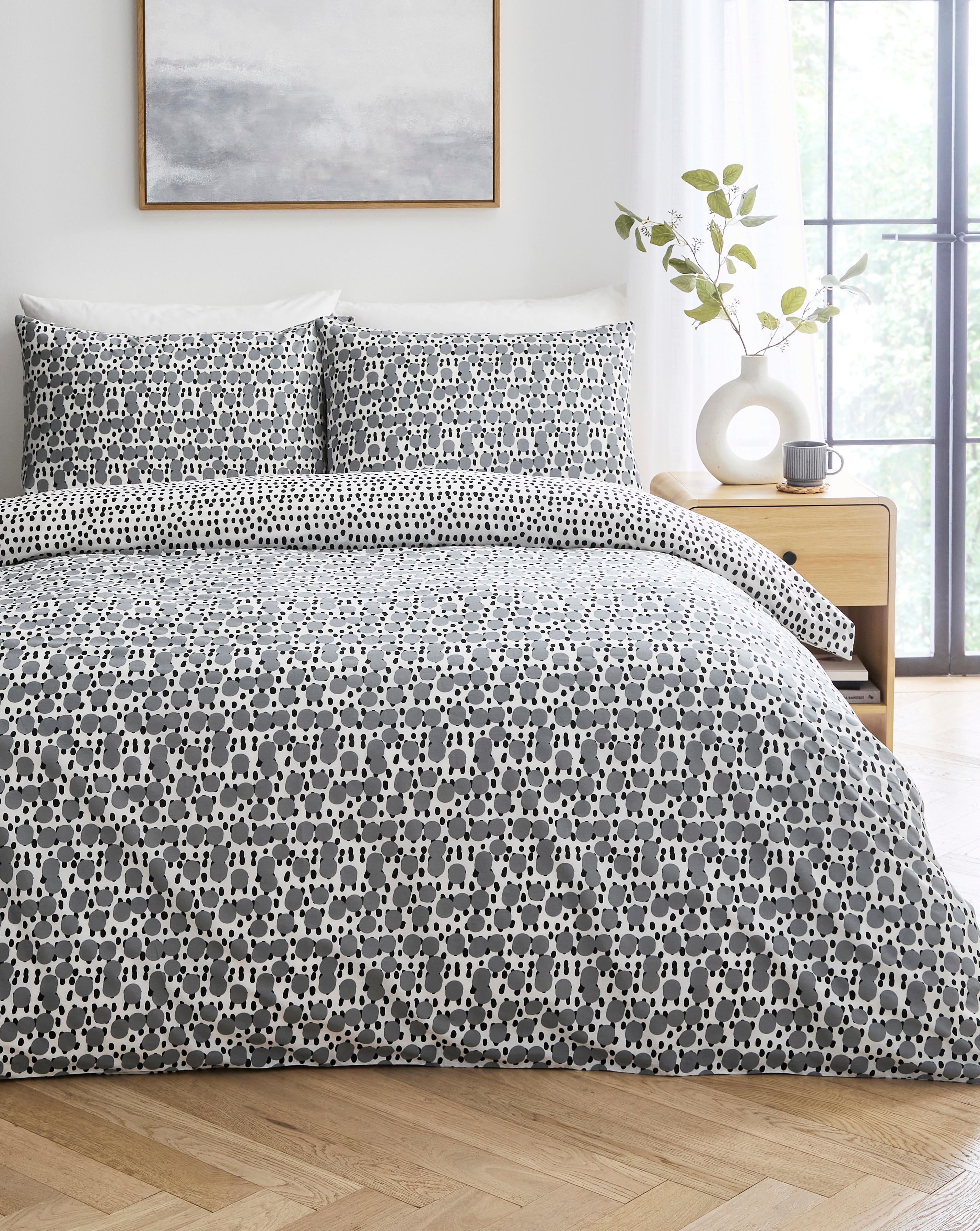 New In - Nico Spot Duvet Cover Set