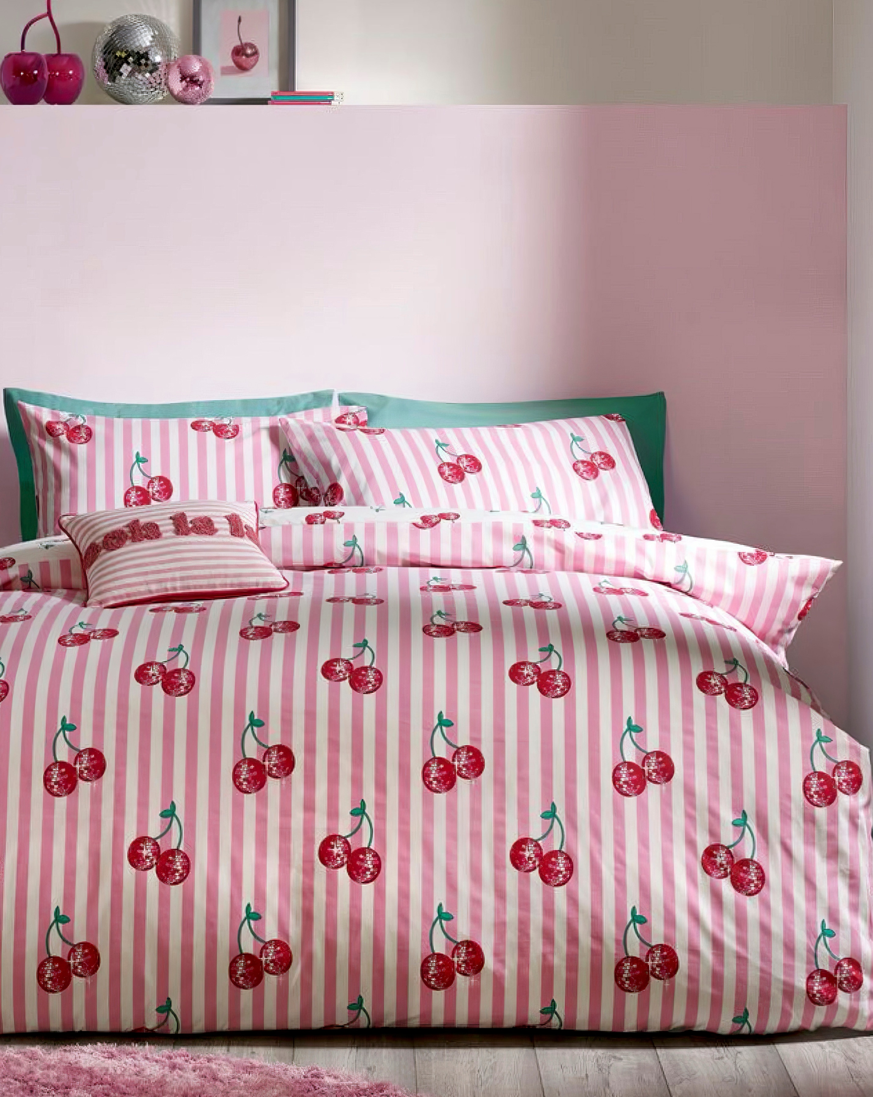 Catherine Lansfield Cherries Duvet Set