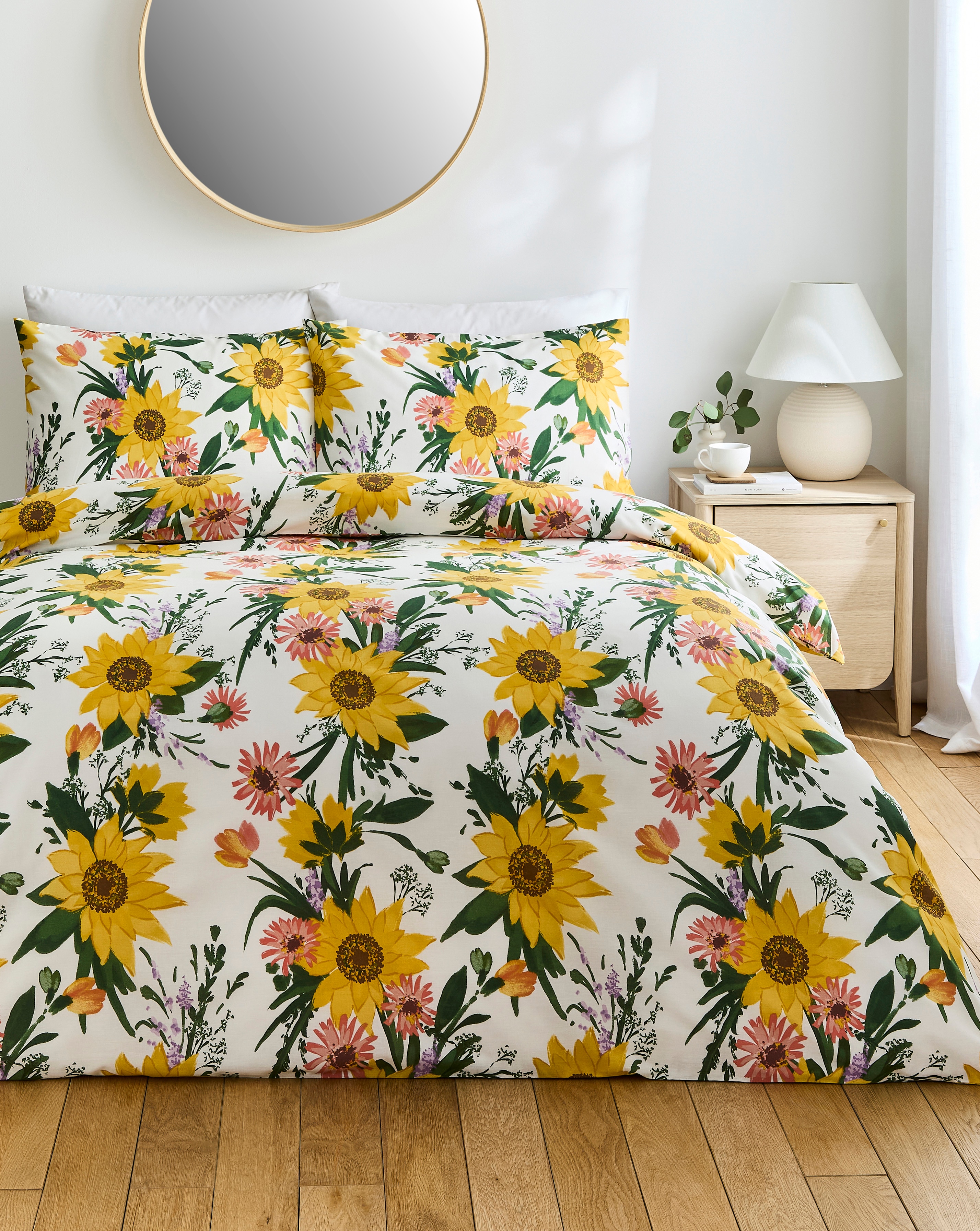 New In - Claudette Floral Bouquet Duvet Cover Set