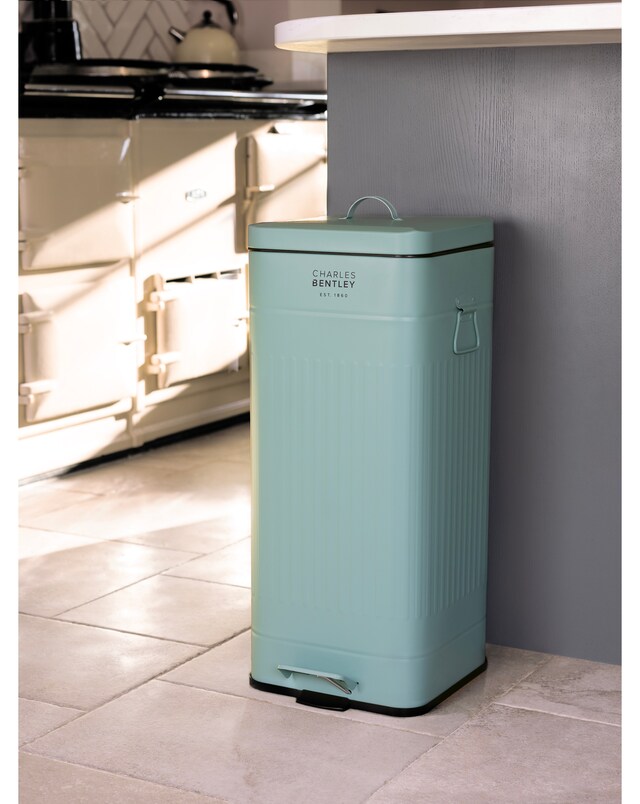 New In - Charles Bentley 30L Square Kitchen Bin