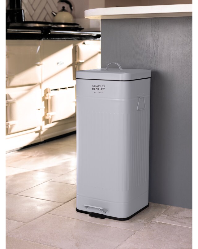 New In - Charles Bentley 30L Square Kitchen Bin