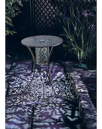 Illumina Silhouette Lit Table