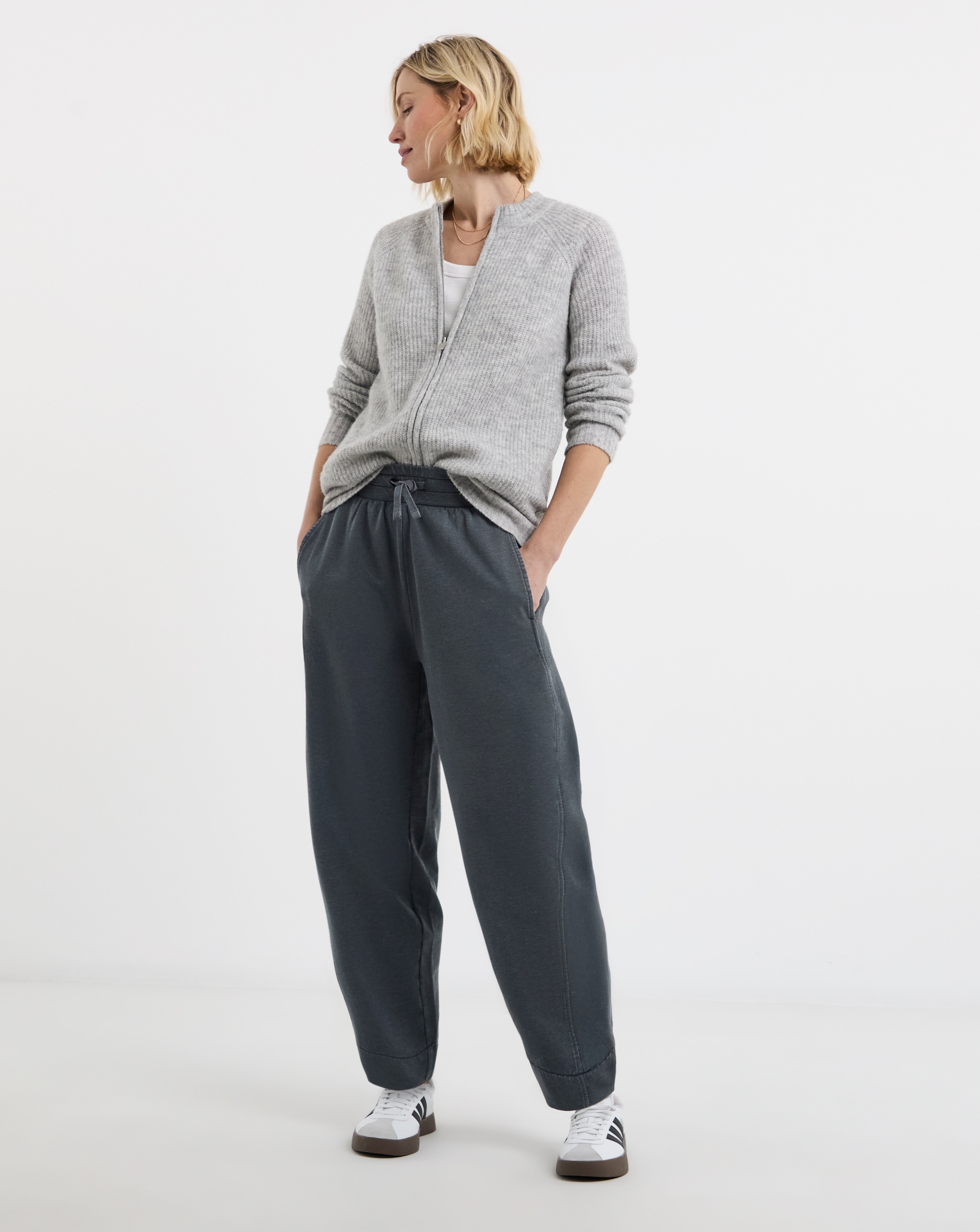 New In - Barrel Leg Jogger