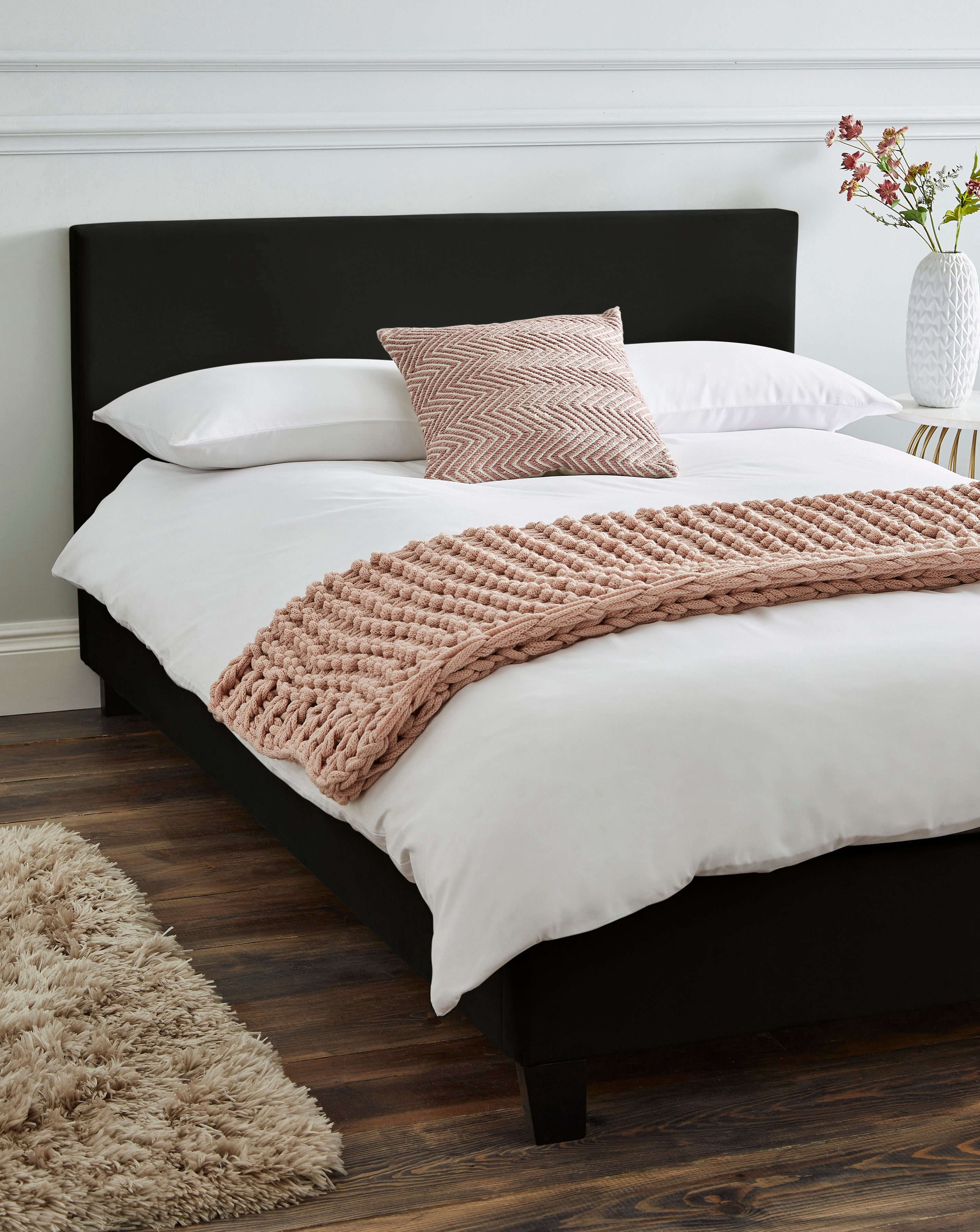 Hayden Velvet Bed with Mattress
