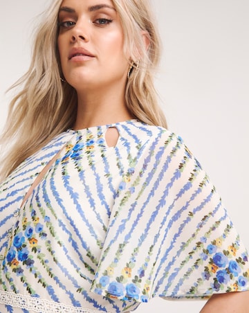 Hope & Ivy Hedda Floral Maxi Dress