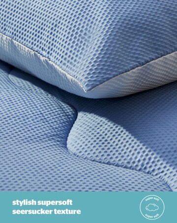 Silentnight Summer Breeze Reversible Coverless 2.5 Tog Duvet