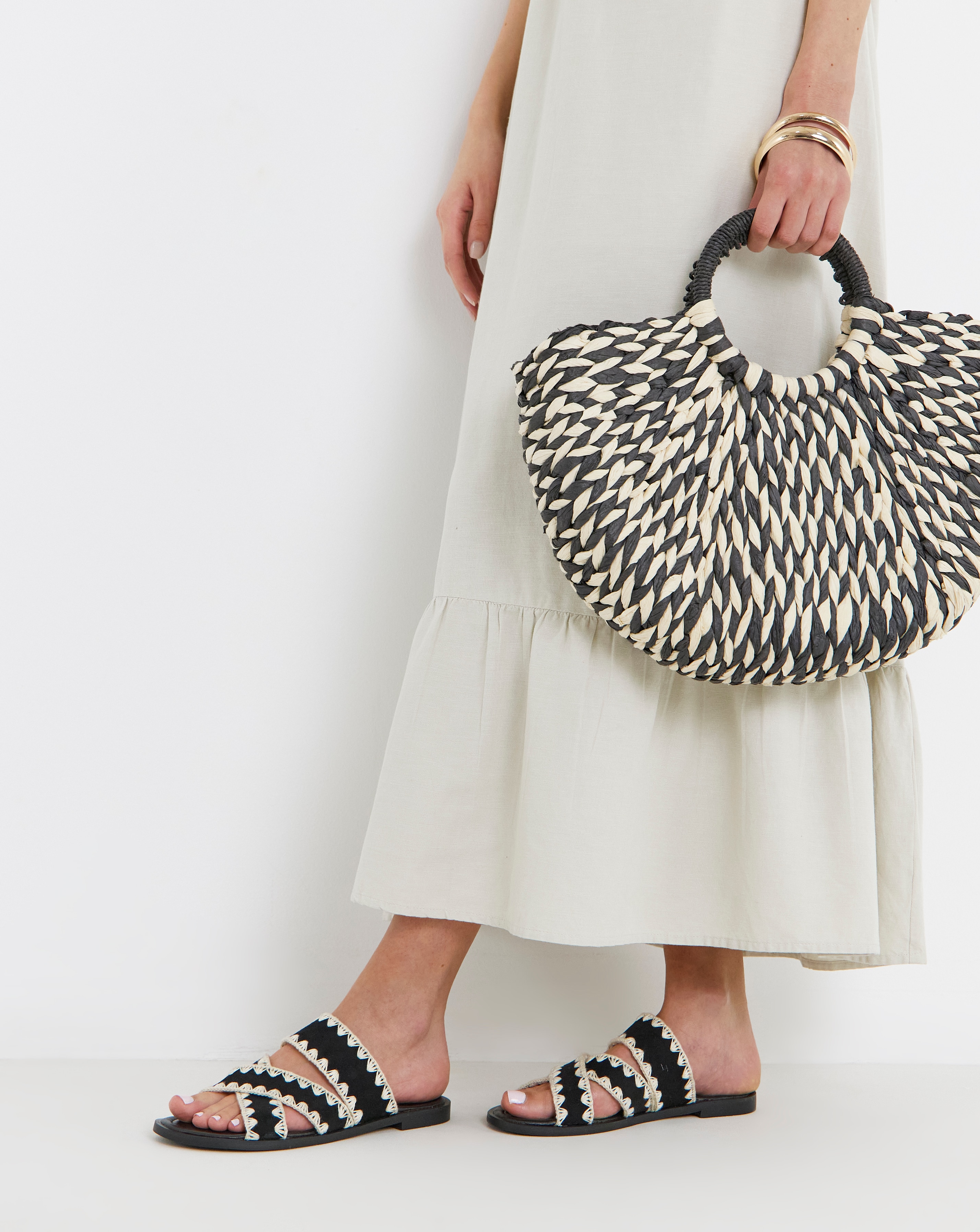 New In - Whipstitch Flat Sandals Extra Wide