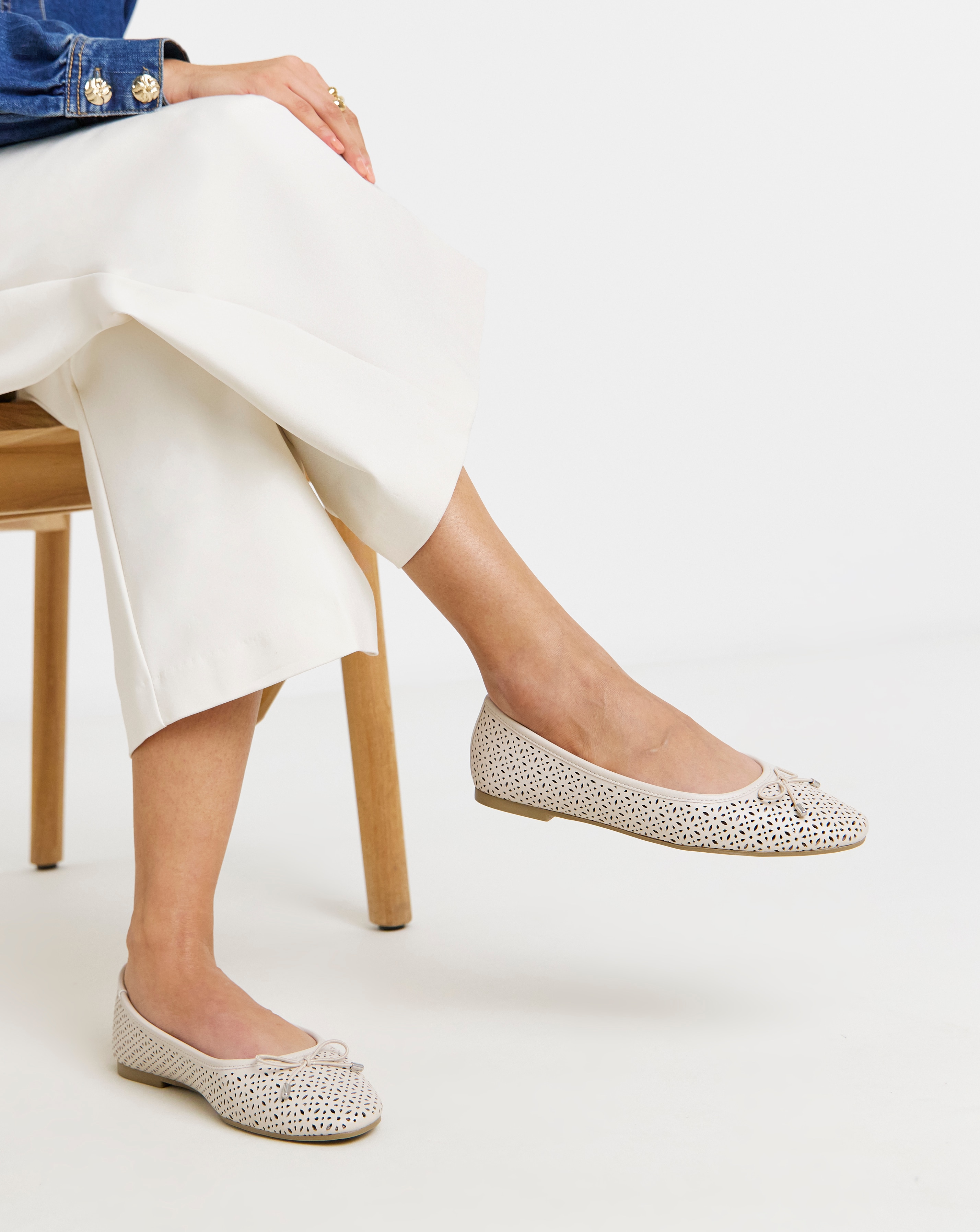 Lasercut Ballerina Ex Wide
