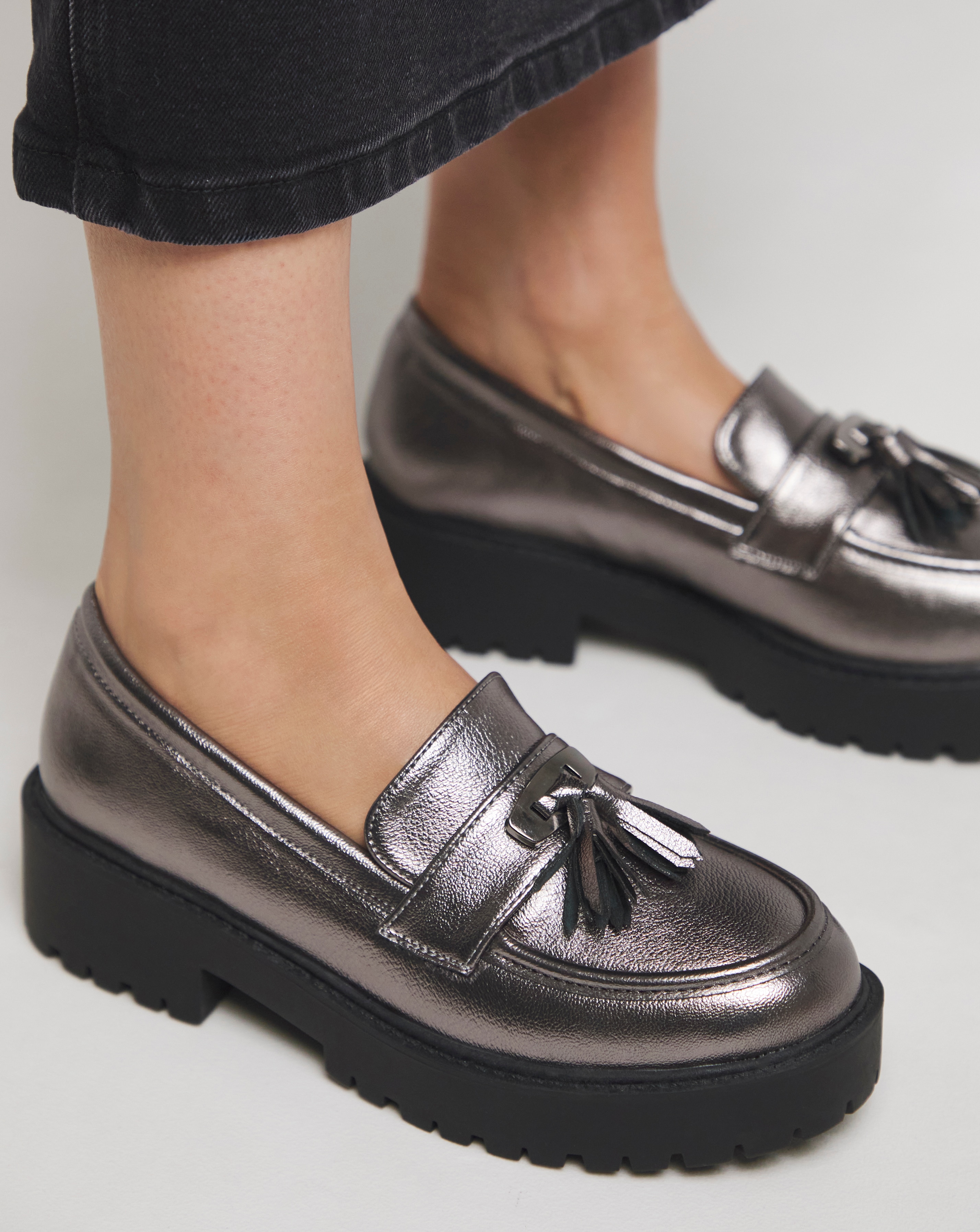 Tassle Chunky Loafer Shoes Wide Fit